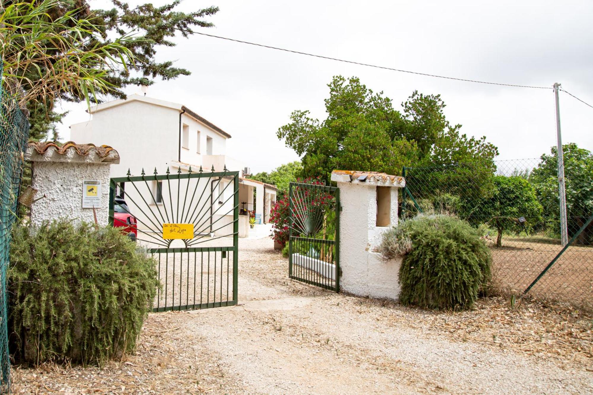 Villa Del Lupo Санта-Марія-ла-Пальма Екстер'єр фото